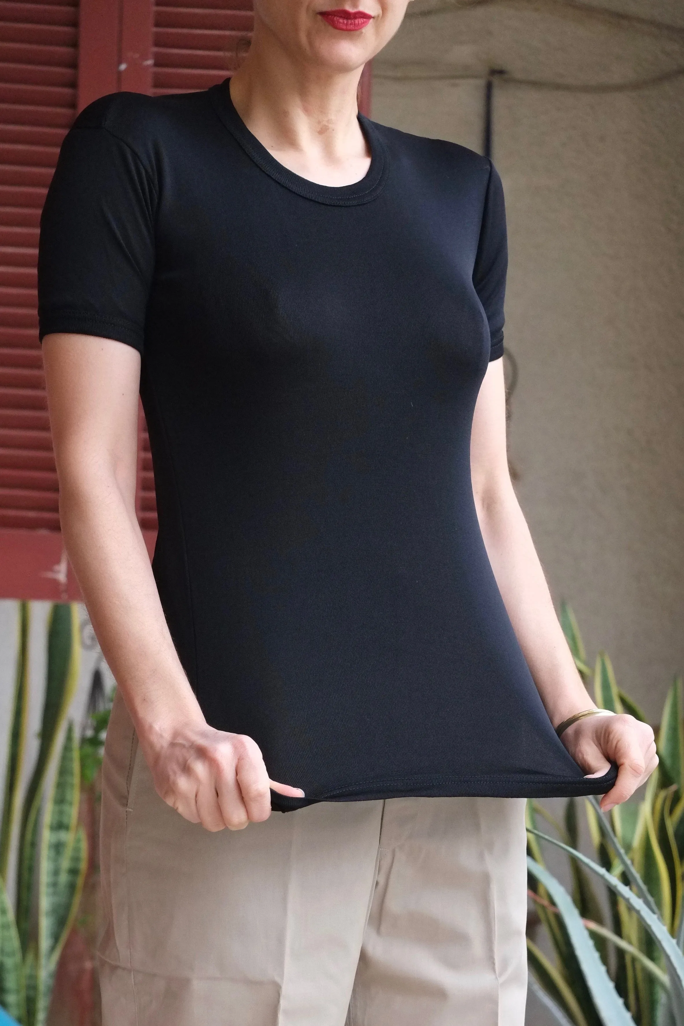 BLACK Stretchy Top